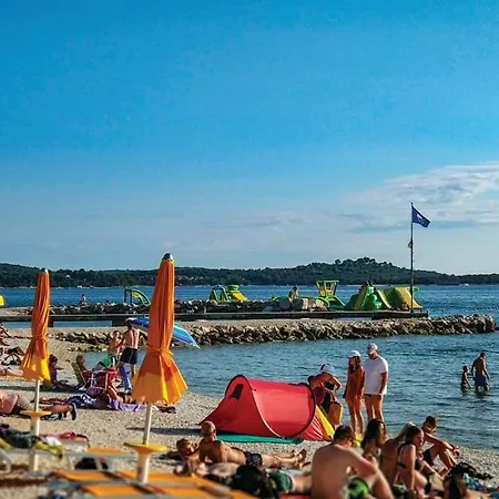 Leonard - Modern With Private Rooftop Jacuzzi & Sea Views, Barbariga, Vodnjan, Istria, Croatia