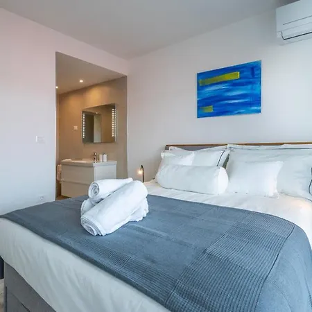 Leonard - Modern With Private Rooftop Jacuzzi & Sea Views, Barbariga, Vodnjan, Istria, Croatia * Barbariga