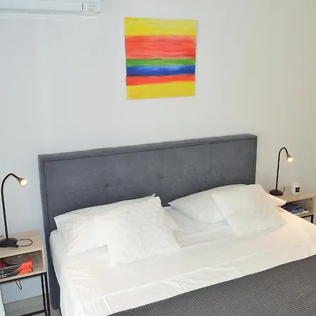 Leonard - Modern With Private Rooftop Jacuzzi & Sea Views, Barbariga, Vodnjan, Istria, Croatia